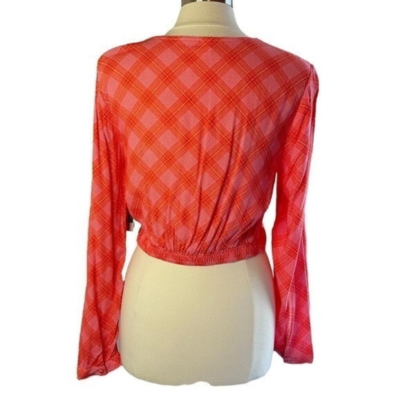 ❌SOLD❌NWT BP Nordstrom Faux Wrap Surplice Long-Sleeve Cropped Plaid Top, Medium - Picture 6 of 9
